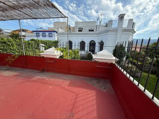 Chalet in Casco Antiguo. Hogar con encanto de 4 dormitorios en alexander henderson