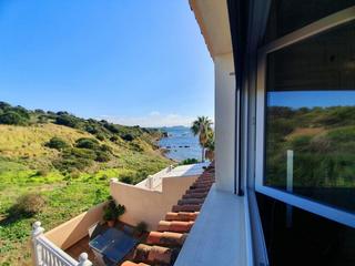 Casa aparellada a San García. Vivienda de cuatro habitaciones en campo de golf