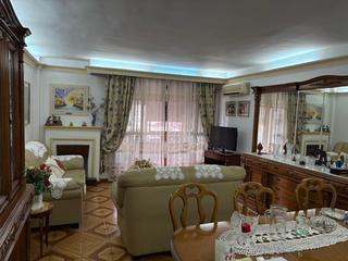 Piso en Casco Antiguo. Bienvenido a tu nuevo hogar en el centro de la ciudad! en 150 m2