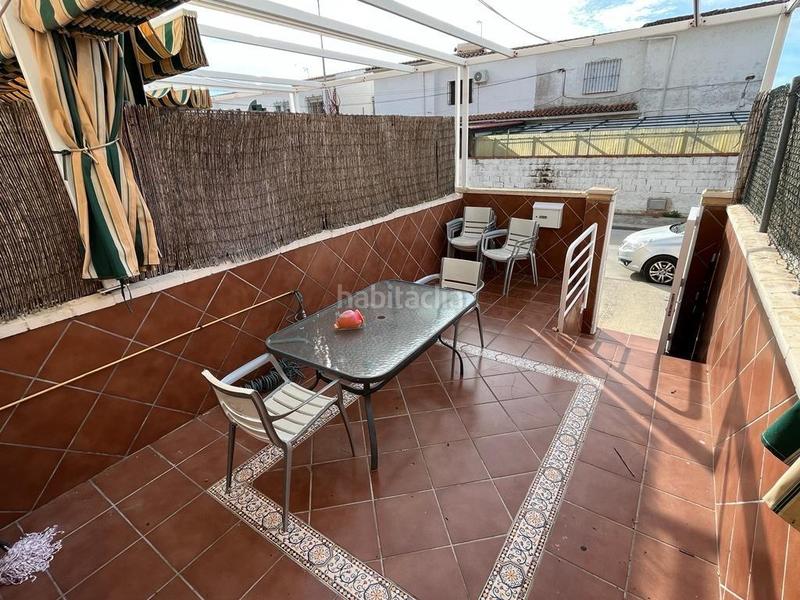 Foto 7b050f75-1d3b-494b-b2f9-6008a7ffad5a. Location maison jumelée avec parking dans El Rinconcillo Algeciras