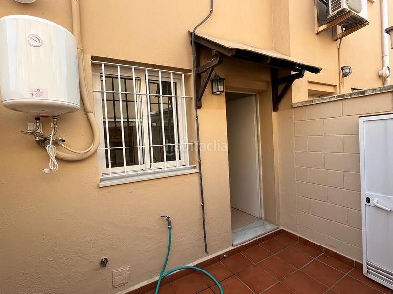 Foto 5bebb4b0-6668-4250-9136-8d322380da58. Rent semi detached house with parking in El Rinconcillo Algeciras