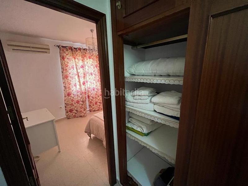 Foto 6b15e513-b5f4-492e-8b54-1d05a3ed460b. Rent semi detached house with parking in El Rinconcillo Algeciras