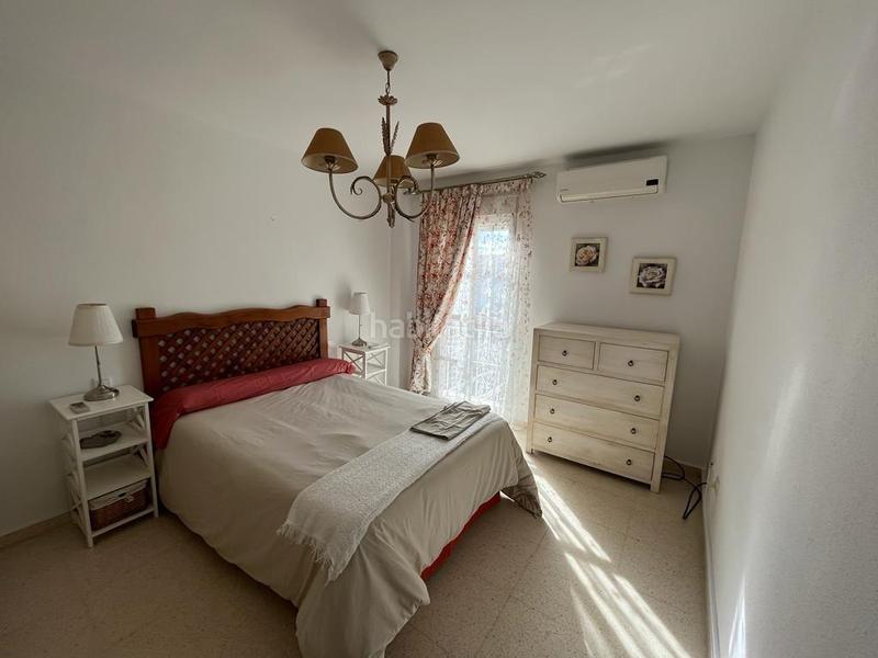 Foto fe148d53-1dcf-4d33-a121-1f675329041f. Rent semi detached house with parking in El Rinconcillo Algeciras