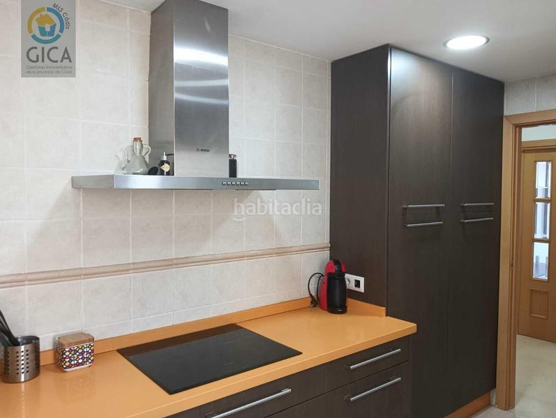 Foto 8aaed8a2-a935-423e-af96-c0f92e0512b3. Pis amb aparcament piscina a La Reconquista - El Rosario Algeciras