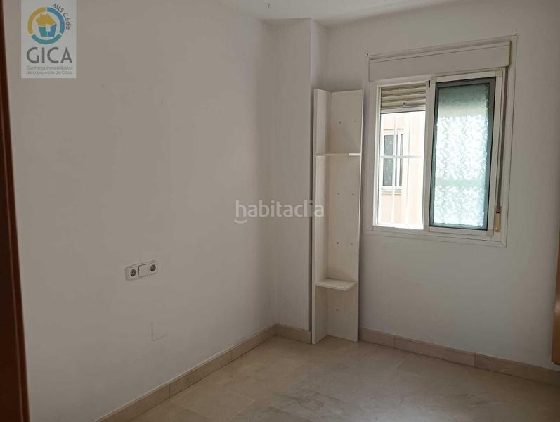 Foto 8f2b606c-dd9c-4166-99ec-6eac4b1e8f16. Pis amb aparcament piscina a La Reconquista - El Rosario Algeciras