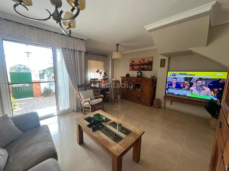 Foto 0813a0ee-ad98-4379-82e3-e9be3f1f0e86. Casa adossada a Pescadores - Saladillo Algeciras