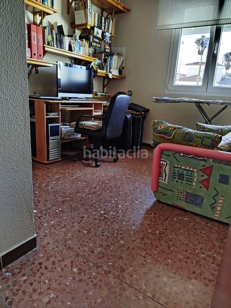 Foto 85267952-b674-4a5d-bde1-e9ba49d7a91b. Xalet amb aparcament a Los Pinos Algeciras