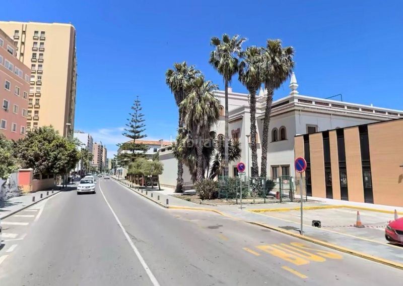 Foto 542b01e8-a2d8-4681-8499-048638c044c7. Pis amb aparcament piscina a Casco Antiguo Algeciras