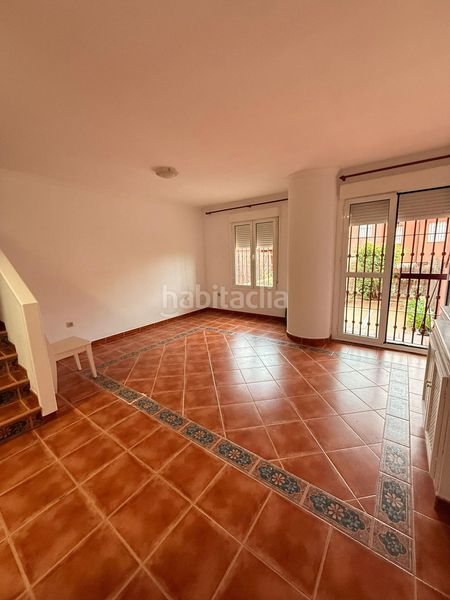 Foto 20a714ff-41d5-400a-991b-5838ae357eb5. Casa amb piscina a El Rinconcillo Algeciras