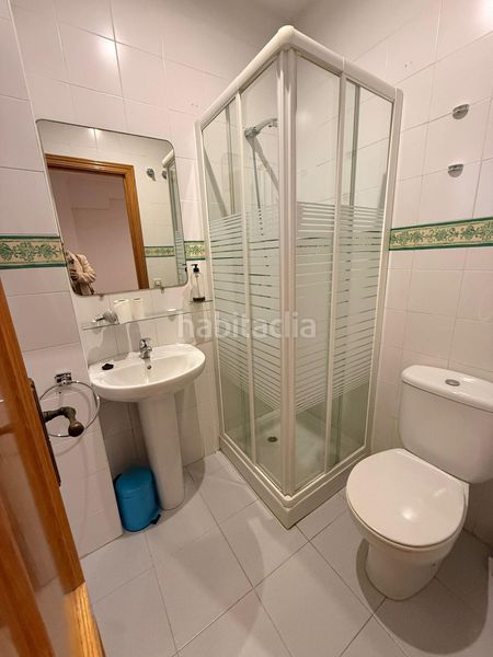 Foto 89f258ee-a8bb-49f7-a99d-0a658406be61. Casa amb piscina a El Rinconcillo Algeciras