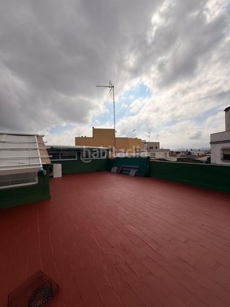 Foto 73de0571-66ce-4757-890a-008092d3dc1a. Casa amb aparcament a Casco Antiguo Algeciras
