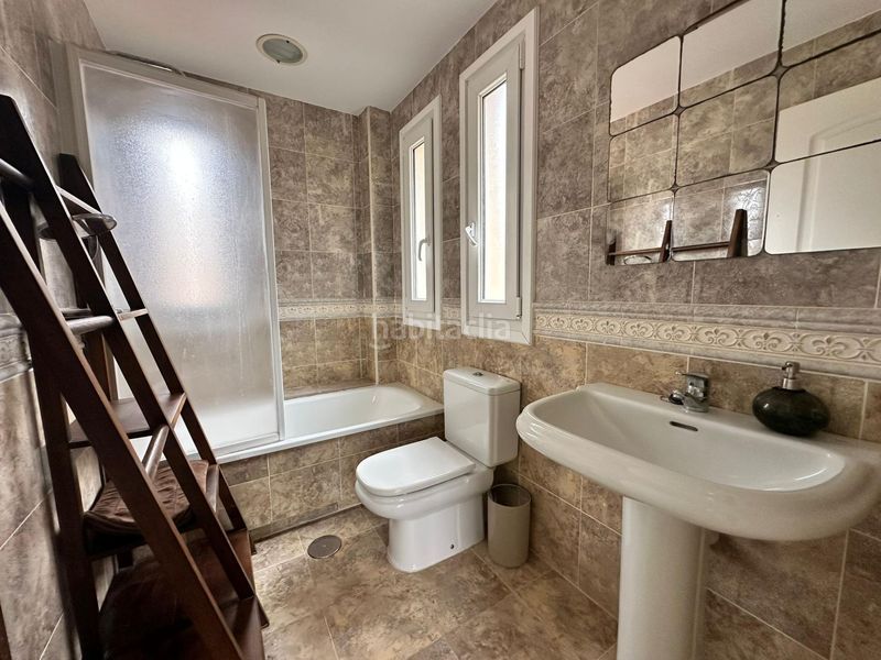 Foto 0d9d8ce5-f100-44ca-88cc-2e9bd9060e20. Casa aparellada amb aparcament piscina a La Alcaidesa