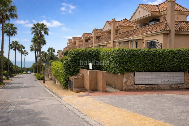 Foto 16c50205-cf8d-443b-96b1-fa900a59bc4c. Casa aparellada amb aparcament piscina a La Alcaidesa