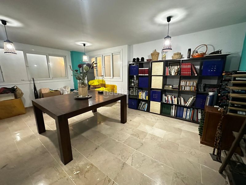 Foto 32dc51f8-d518-4f46-91b9-f1905edb1a13. Casa aparellada amb aparcament piscina a La Alcaidesa