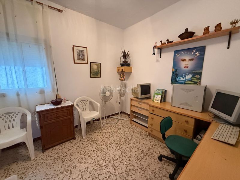 Foto f4af0309-e3c9-4449-a697-7019f3221585. Casa aparellada amb aparcament a Pescadores - Saladillo Algeciras