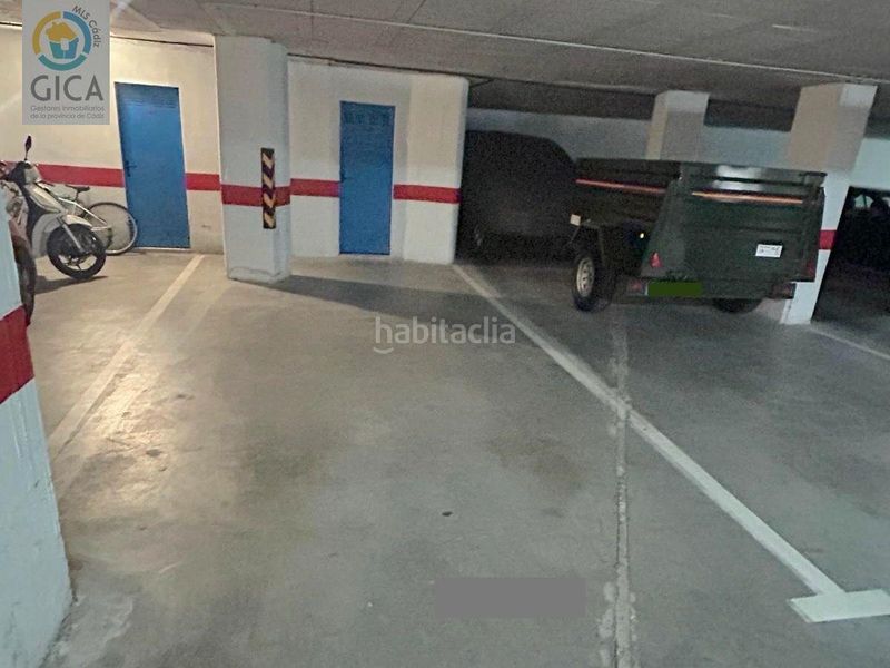 Foto fde0e341-d8a4-4e9c-9874-2a19e3c45c85. Pis amb aparcament a Bajadilla - Fuente Nueva Algeciras