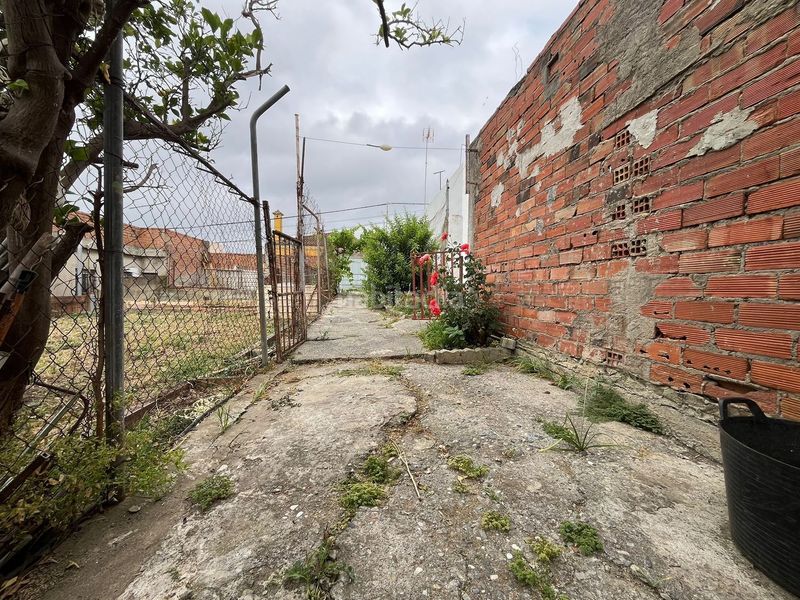 Foto ccad2bef-62f9-42ff-8362-157528d6fc78. Terreny residencial a La Granja - La Colina - Los Pastores Algeciras
