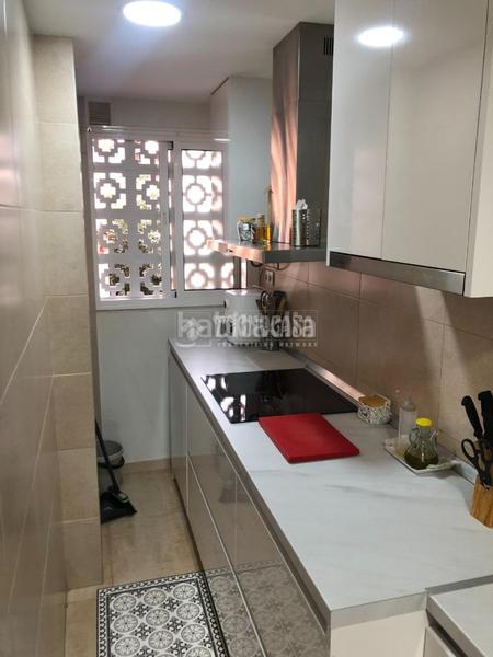 Foto 5f78eba7-9cf4-4f2d-952e-d4bc9b8de433. Piso  en venta en Campoamor Alicante
