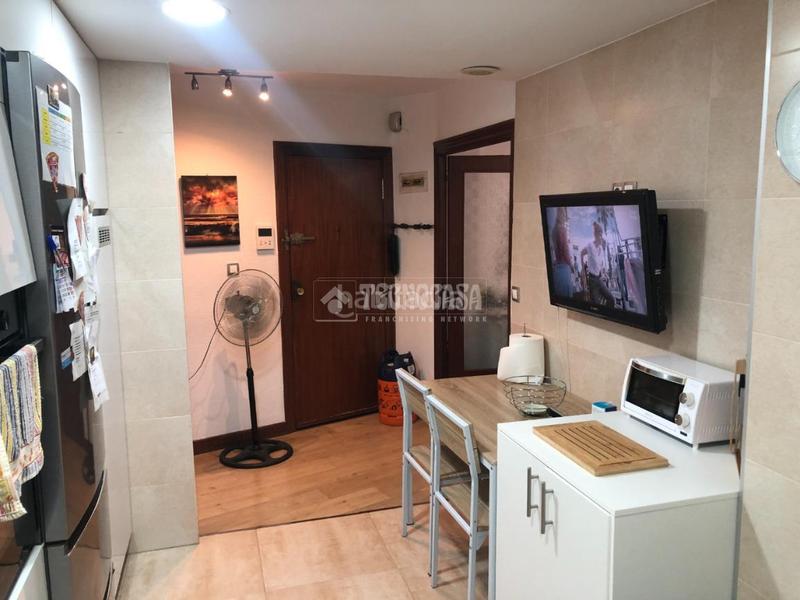 Foto c610e14c-eac1-4cb9-b0e6-0ffb6520019a. Piso  en venta en Campoamor Alicante