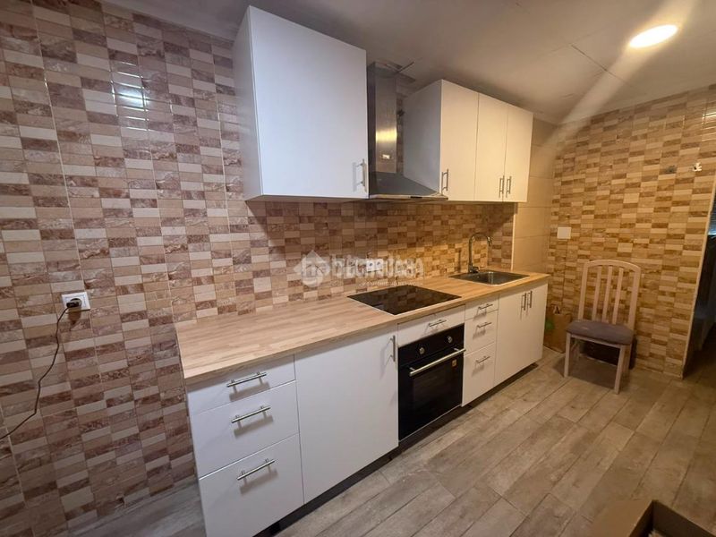 Foto f7d9c970-39b9-4dfc-a009-d61b9ccf35cb. Pis a Campoamor Alicante