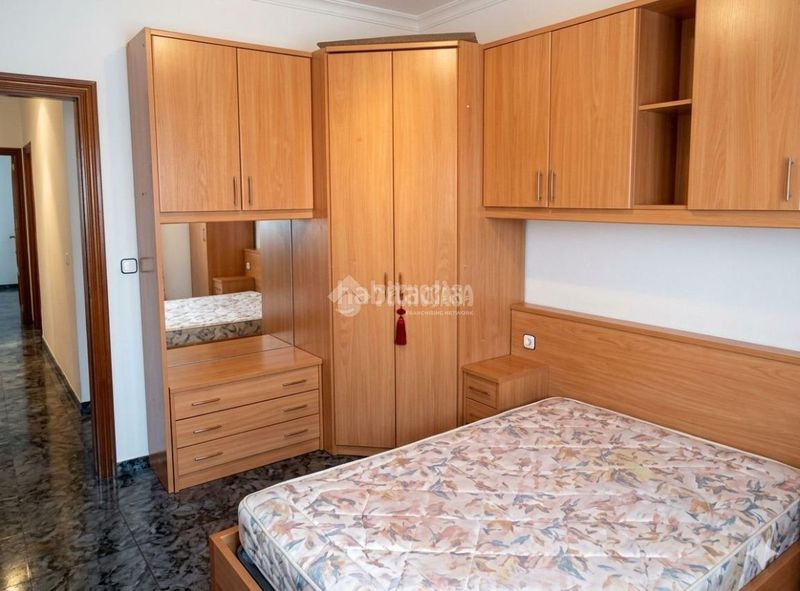 Foto ca14588c-7795-439e-905b-f72c2feb82ba. Pis a Campoamor Alicante