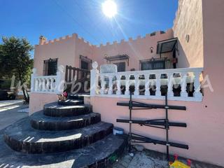 Maison à Pinos de Alhaurín. Casa independiente en pinos de alhaurin