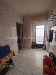 Maison à Puerto Lumbreras. Se vende casa en el centro con bajo comercial.