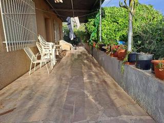 Casa a Purias. Se vende vivienda con 110m2 aprox y 7000m2 aprox de parcela comp