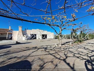 House in Puerto Lumbreras. Vivienda en venta en esparragal puerto lumbreras