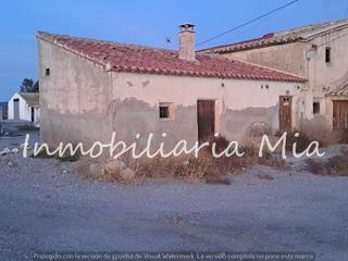 Maison à Puerto Lumbreras. Se vende finca con vivienda a reformar