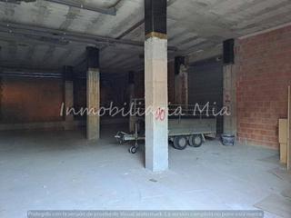 Local Comercial a San Mateo. Se vende local en zona concurrida y con vistas esplendidas.