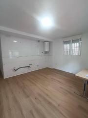 Apartamento en Ayuntamiento. Apartamento reformado 2 dormitorios en el centro de torremolinos