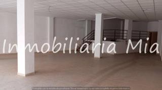 Local commercial à Puerto Lumbreras. En venta gran local en avenida principal puerto lumbreras