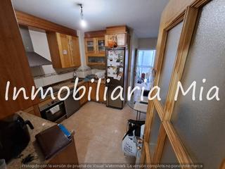 Flat in Puerto Lumbreras. Piso 4 dormitorios, 2 baños, balcón y garaje puerto lumbreras
