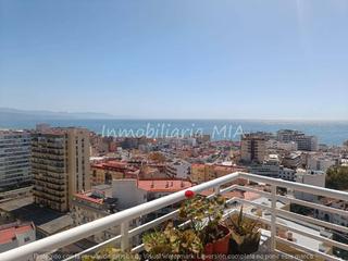 Apartament a Manantiales-Estación de Autobuses. Las mejores vistas de torremolinos!