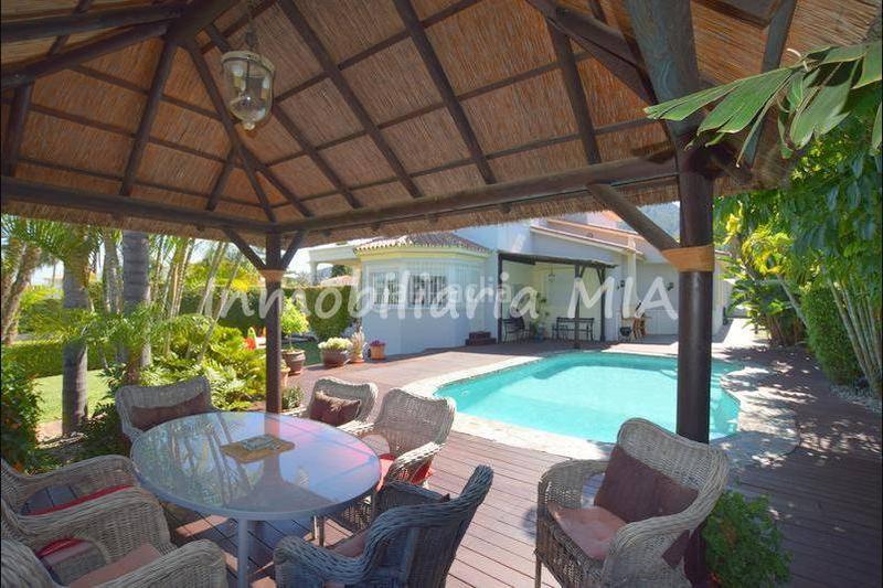 Foto 55d7a1f6-2a93-45dc-9e64-525de283af14. Chalet mit heizung parking pool in Manantiales - Lagar - Cortijo Alhaurín de la Torre