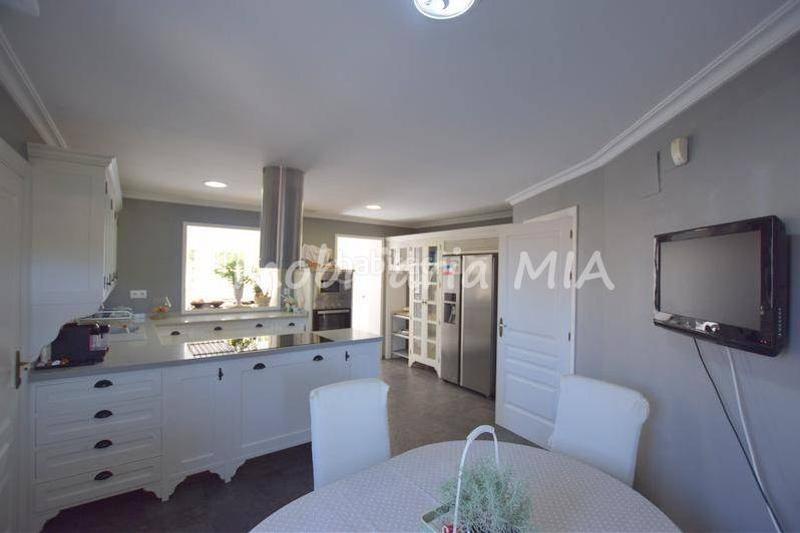 Foto 89a7bd2b-fa42-4b2d-a325-252a9860e660. Chalet mit heizung parking pool in Manantiales - Lagar - Cortijo Alhaurín de la Torre