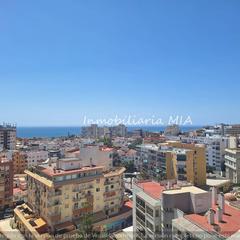 Appartement à Manantiales-Estación de Autobuses. Espectacular piso céntrico, con vistas al mar y 4 habitaciones!