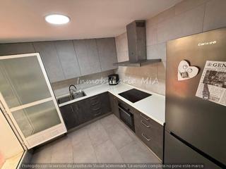 Appartement à Manantiales-Estación de Autobuses. Amplio piso de 3 habitaciones, terraza de 60 metros, piscina com