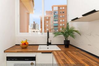 Piso en Ayuntamiento. Hermoso piso, totalmente reformado a estrenar