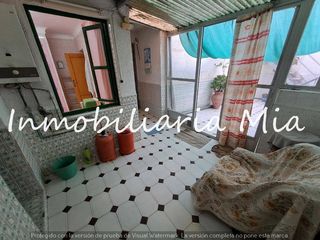 Casa a Puerto Lumbreras. Gran casa 8 dormitorios, 2 bañosy garaje puerto lumbreras