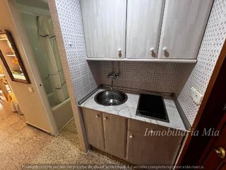 Estudi en Manantiales-Estaci�n de Autobuses. Estudio con vistas al mar