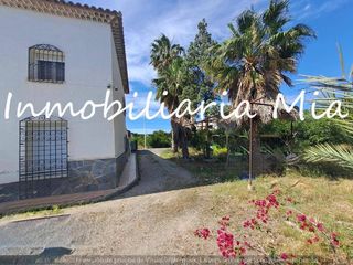 Maison à Huércal - Overa. Se vende casa de 2 plantas, con 6 dormitorios, salóncomedor y 2