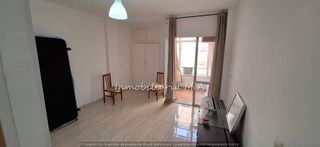 Studio in Ayuntamiento. Estudio céntrico con terraza