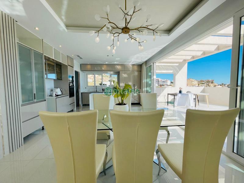 Foto 7a8ce2ed-d4ff-4e02-9d7a-3e62ab01fbd1. Chalet lujosa villa en Santangelo!! en Santangelo Benalmádena
