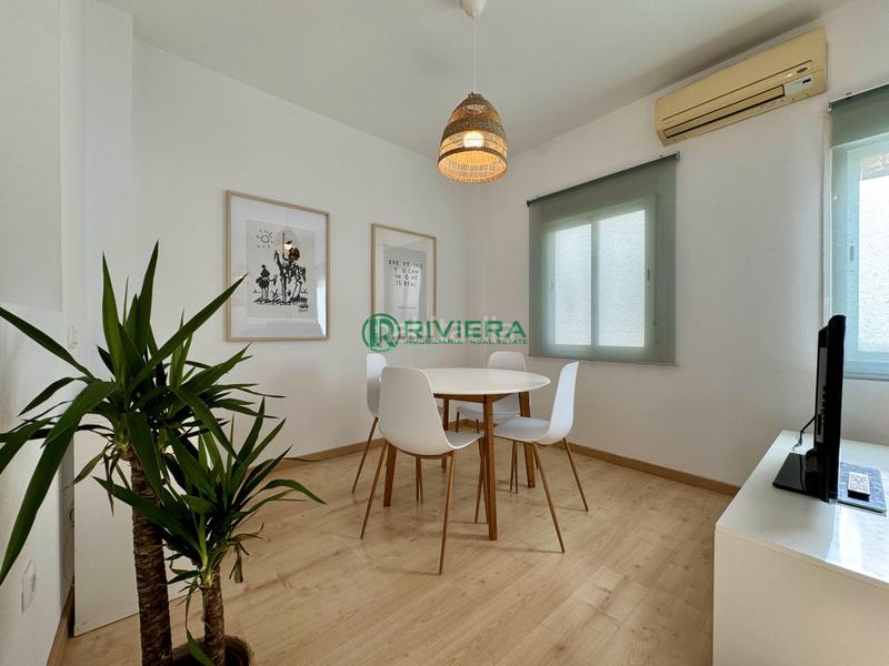 Foto 5239b9ec-03dd-477d-90be-f060fb6383a7. Duplex avec chauffage dans La Goleta - San Felipe Neri Málaga