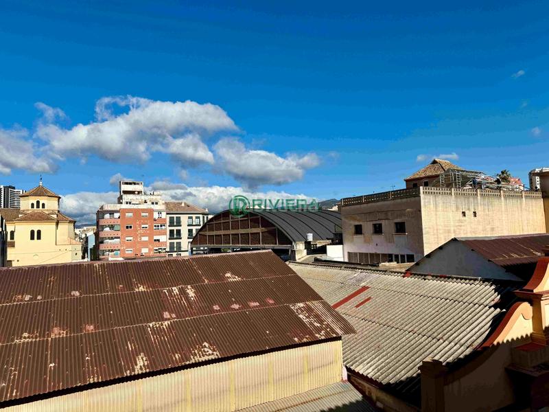 Foto c8b168d0-b0b7-47a6-9846-3c956e880ec3. Duplex avec chauffage dans La Goleta - San Felipe Neri Málaga