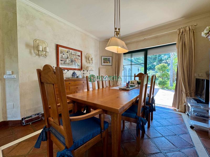 Foto 2283fc8a-ea73-4123-8368-1fd27d014e65. Casa aparellada a calle geranio 98 a Riviera del Sol Mijas