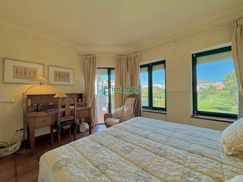 Foto 451d4100-adb7-40df-bffc-ee8b1419fd21. Casa aparellada a calle geranio 98 a Riviera del Sol Mijas