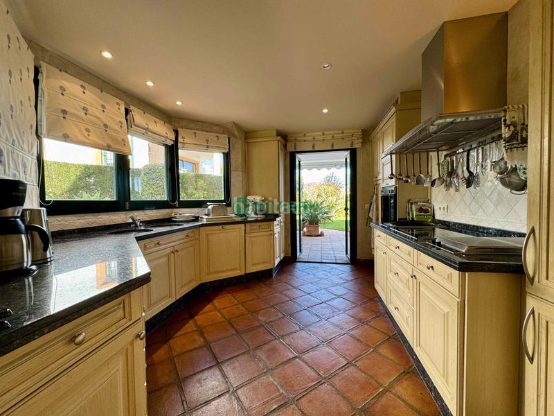 Foto 6870c345-b079-48ae-94b7-f4f5c97de81e. Casa aparellada a calle geranio 98 a Riviera del Sol Mijas